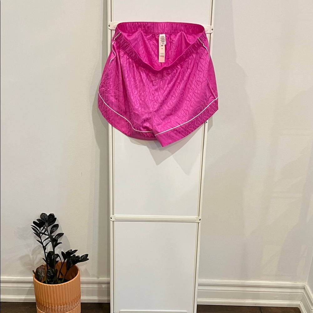 Victoria’s Secret Pink Short